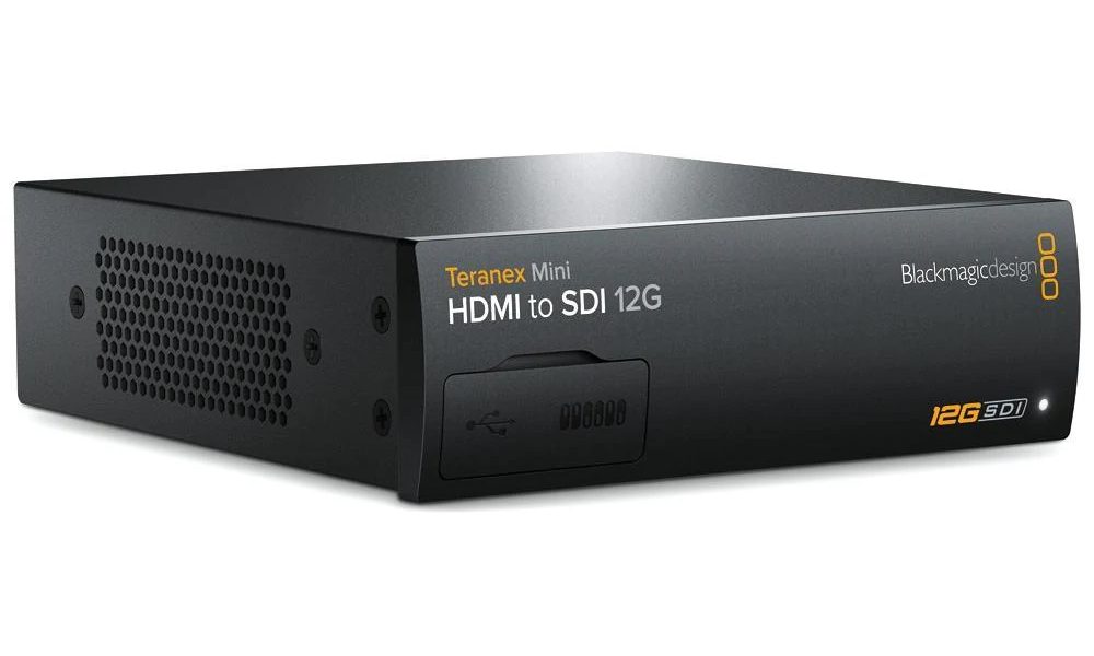 小型コンバーター　Blackmagic