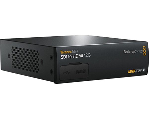 小型コンバーター　Blackmagic